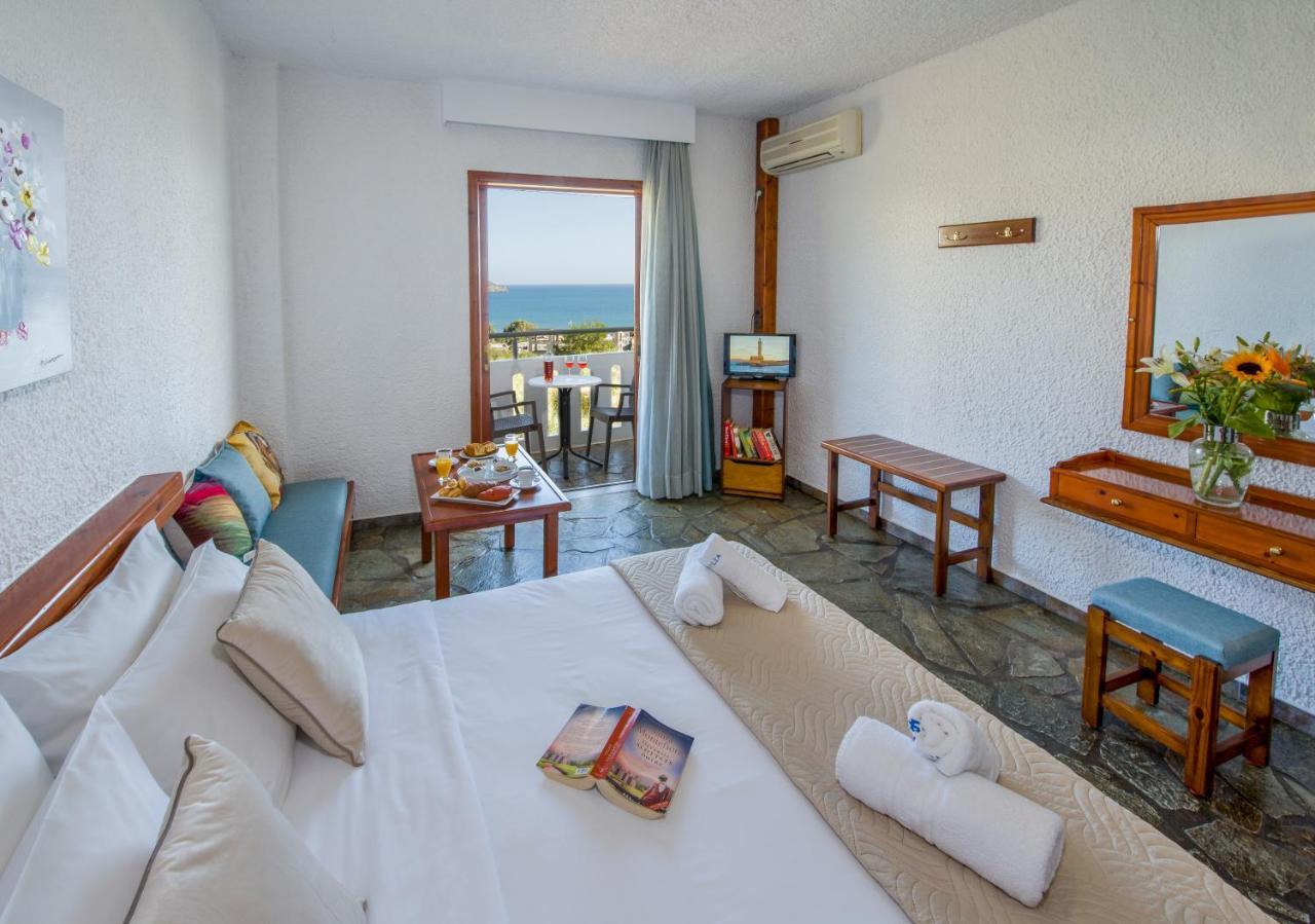 Studio with Sea View (2 Adults)