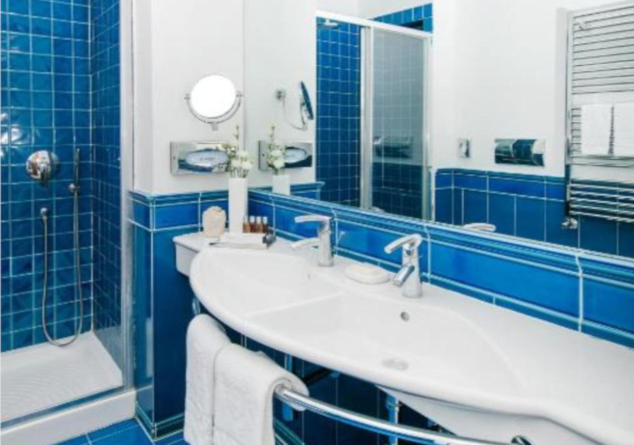 Superior Double or Twin Room with Sea View