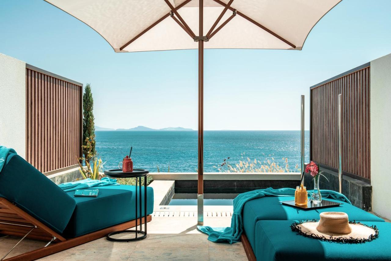 Chambre Double Supérieure avec Petite Piscine - Vue sur Mer
