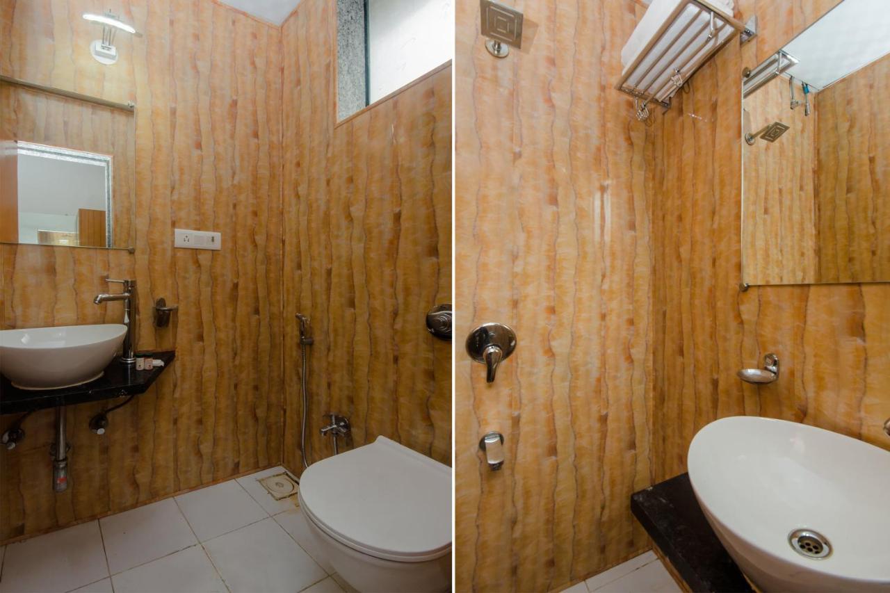 Deluxe Double Room (2 Adults + 1 Child)