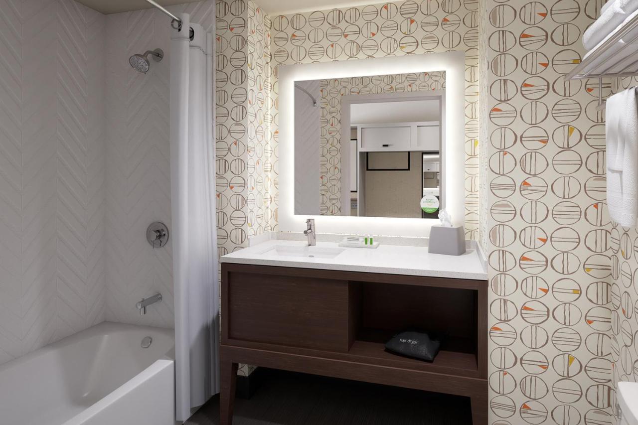 Standard Queen Room with Two Queen Beds
