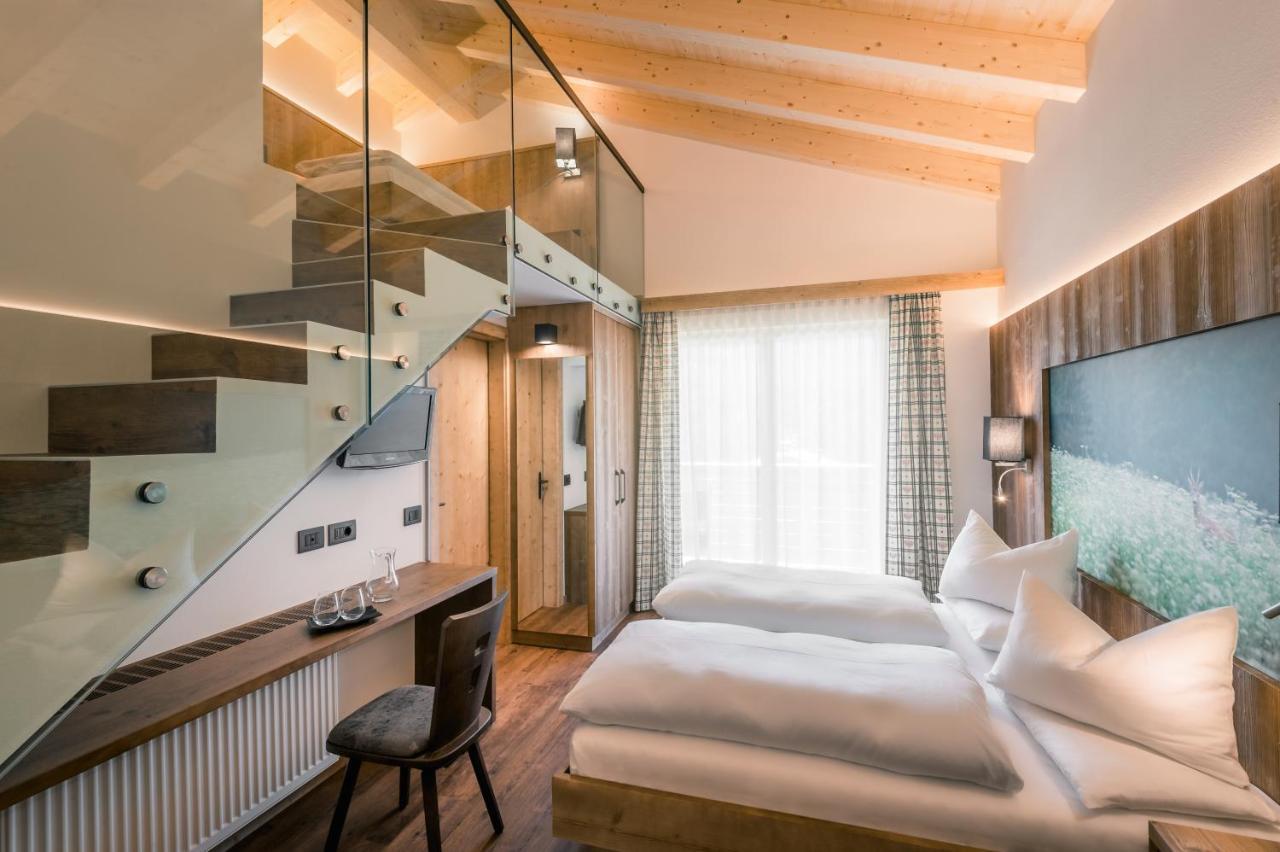 Triple Room with Mountain View