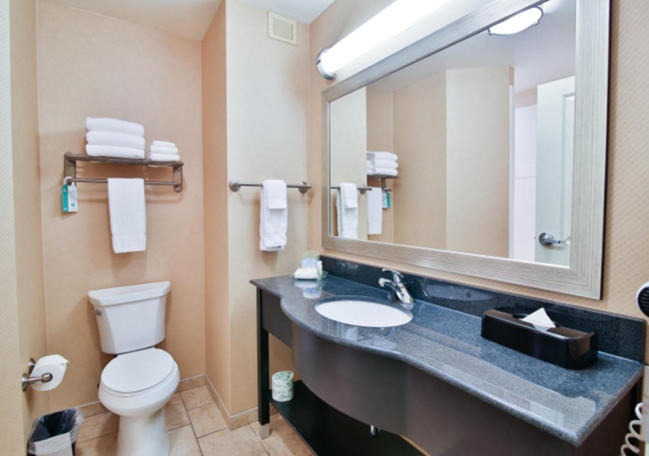 Standard Room,1281213709:JPEG