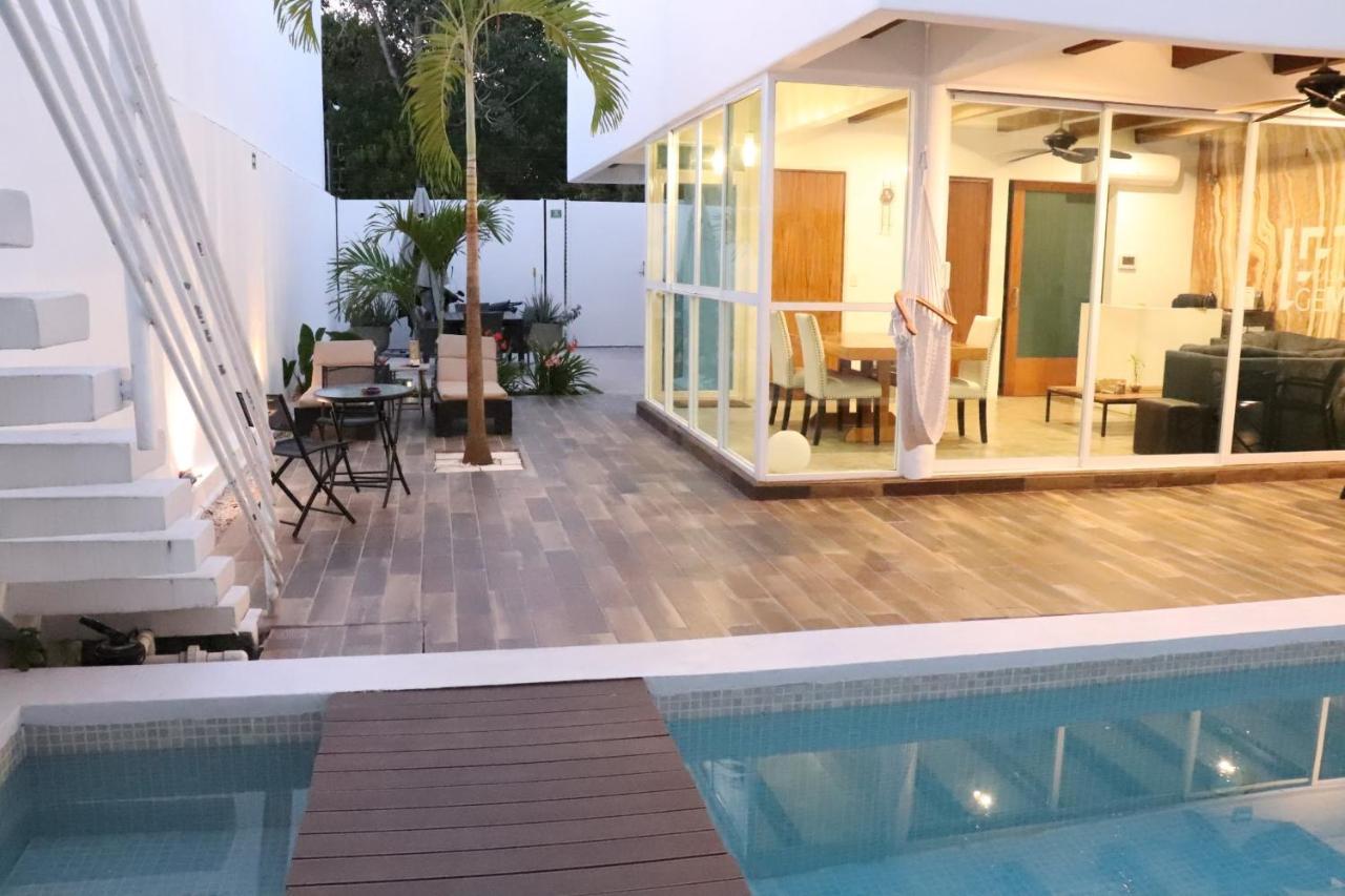 King Room Pool View