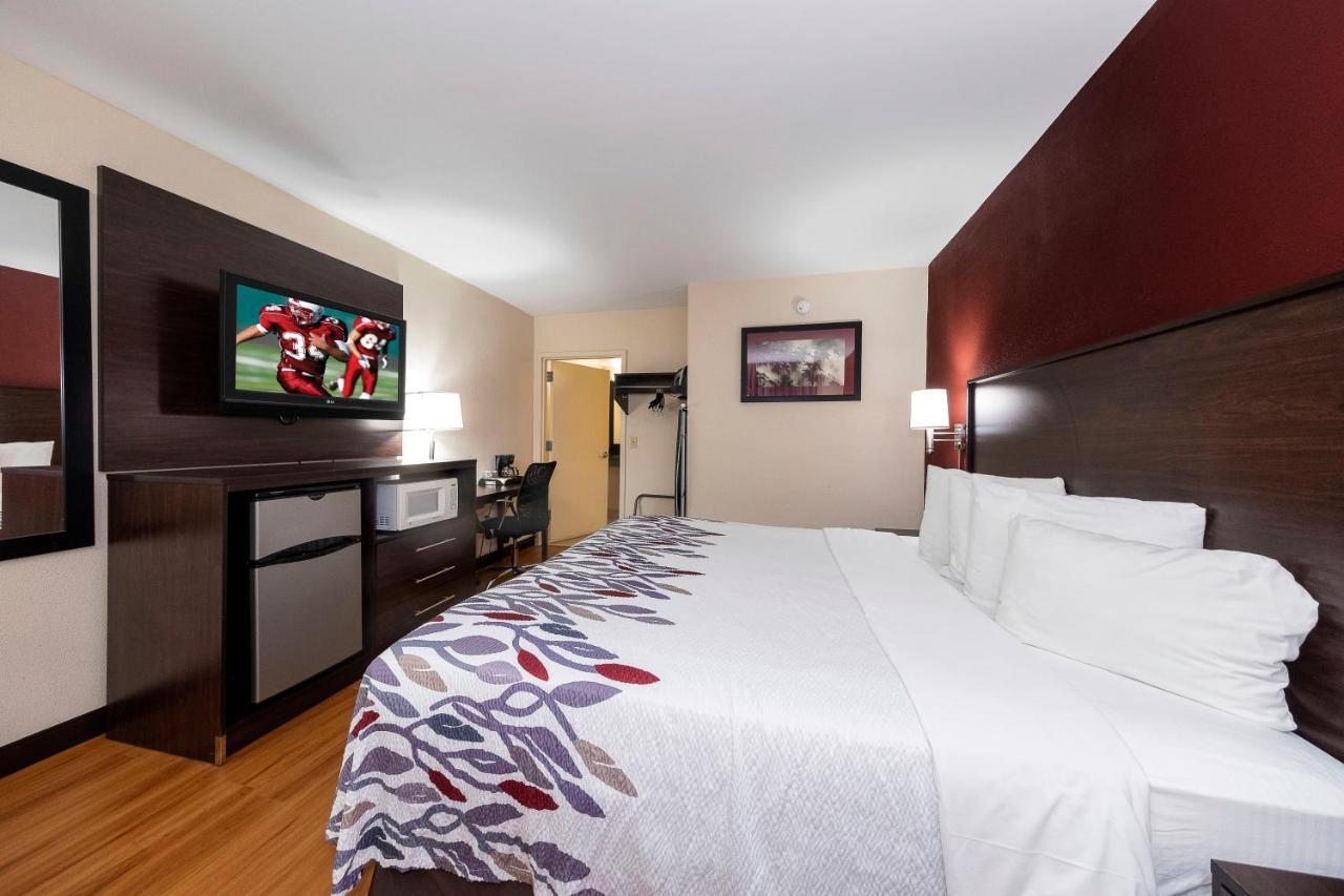 Superior King Room Disability Access Walk-In Shower Non-Smoking