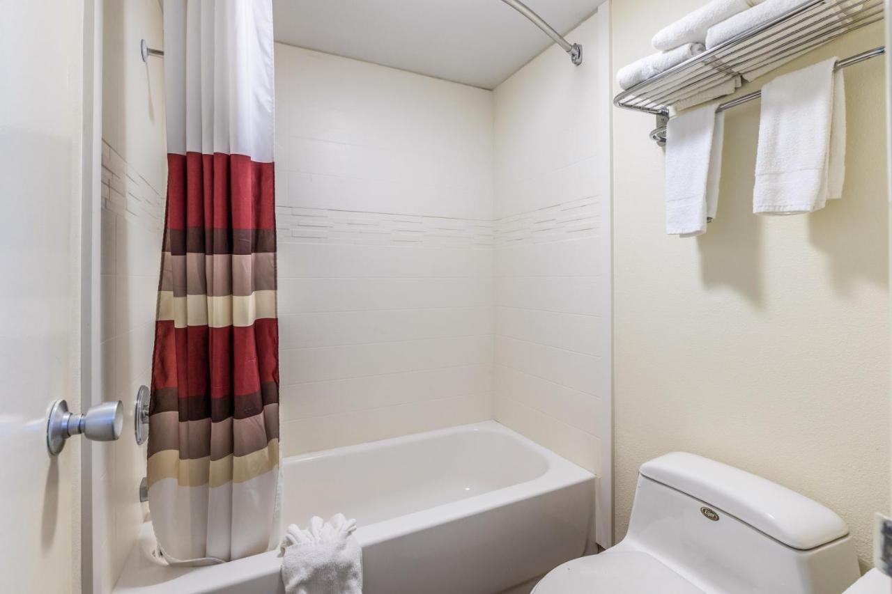 Superior King Room - Non-Smoking