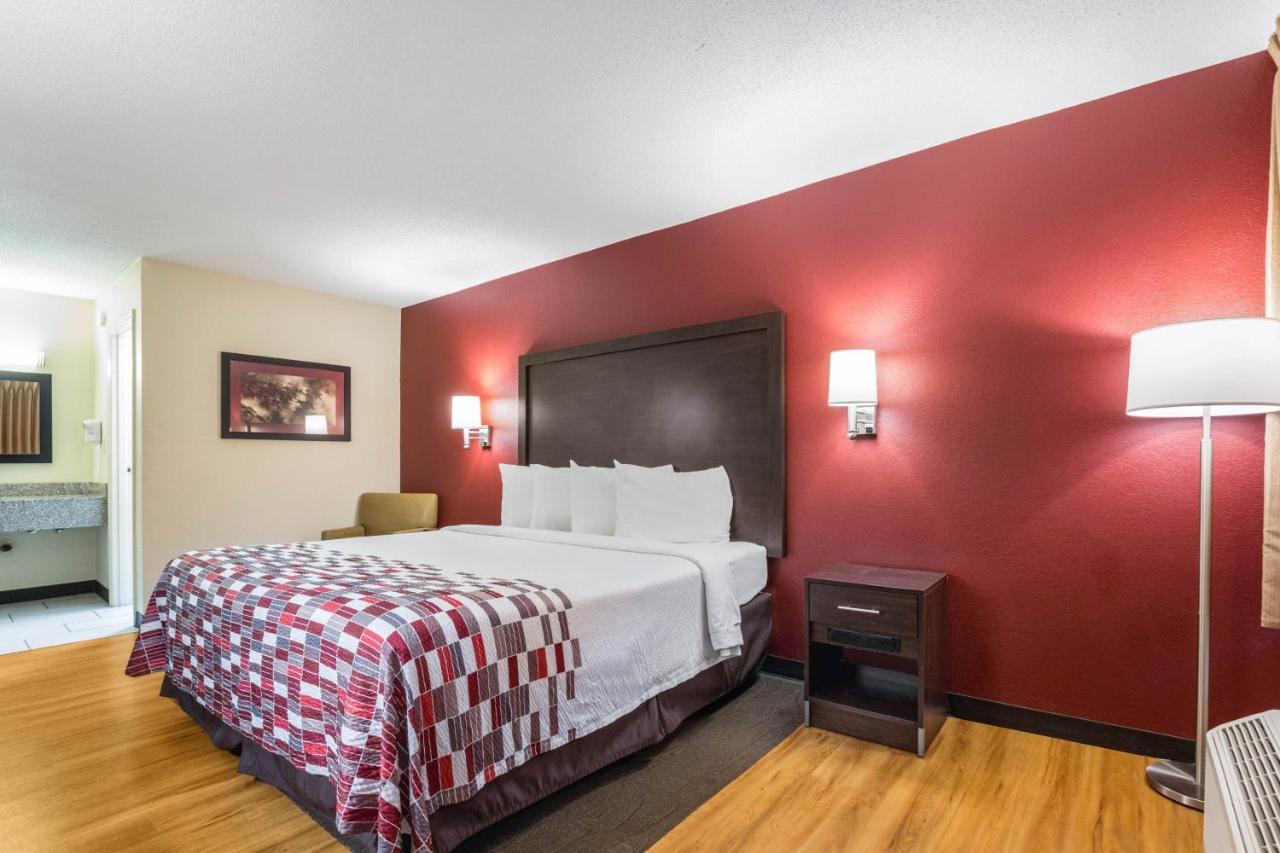 Deluxe King Room - Smoking