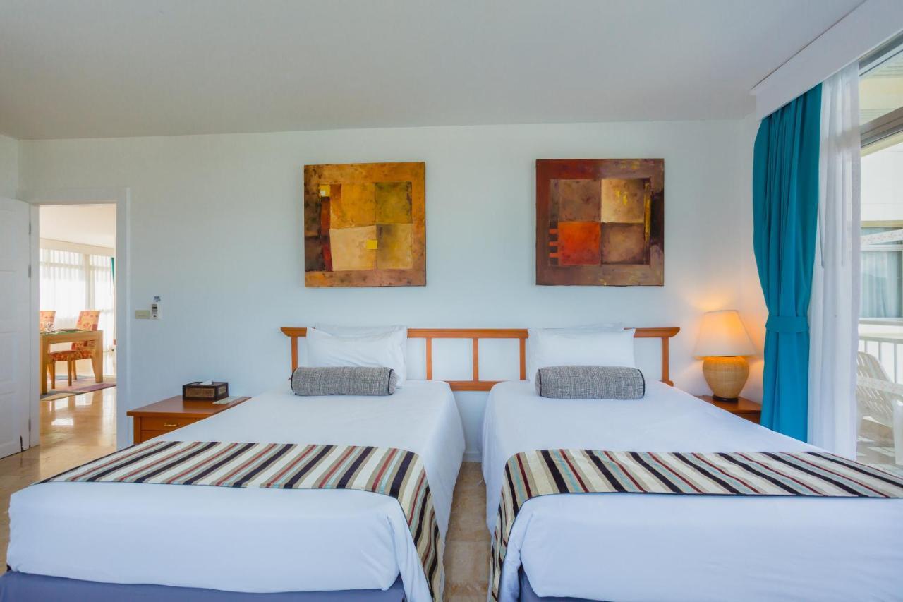 Two-Bedroom Suite with Sea View