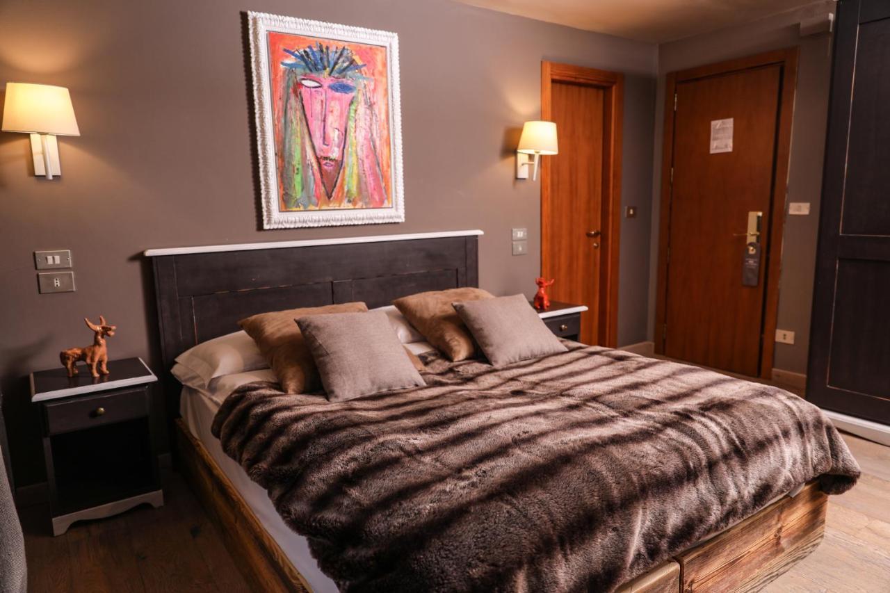 Double or Twin Room Mountain View