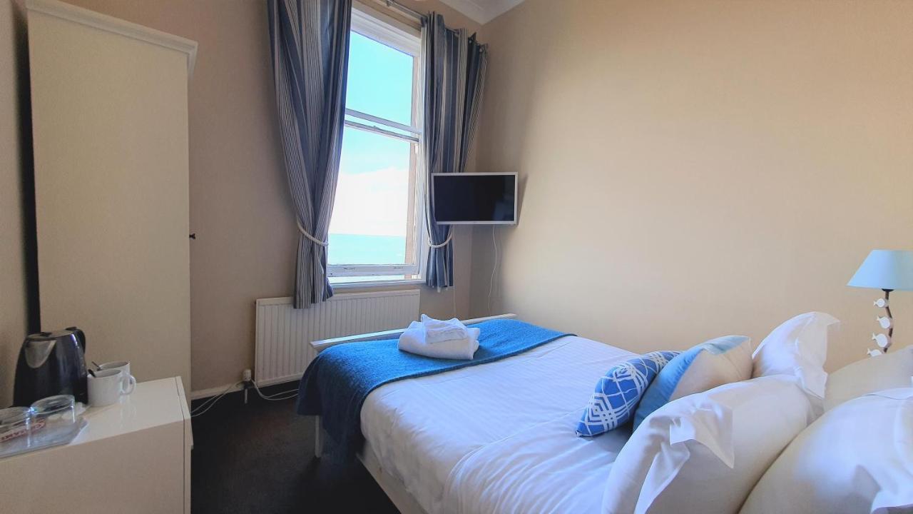 Large Single Room