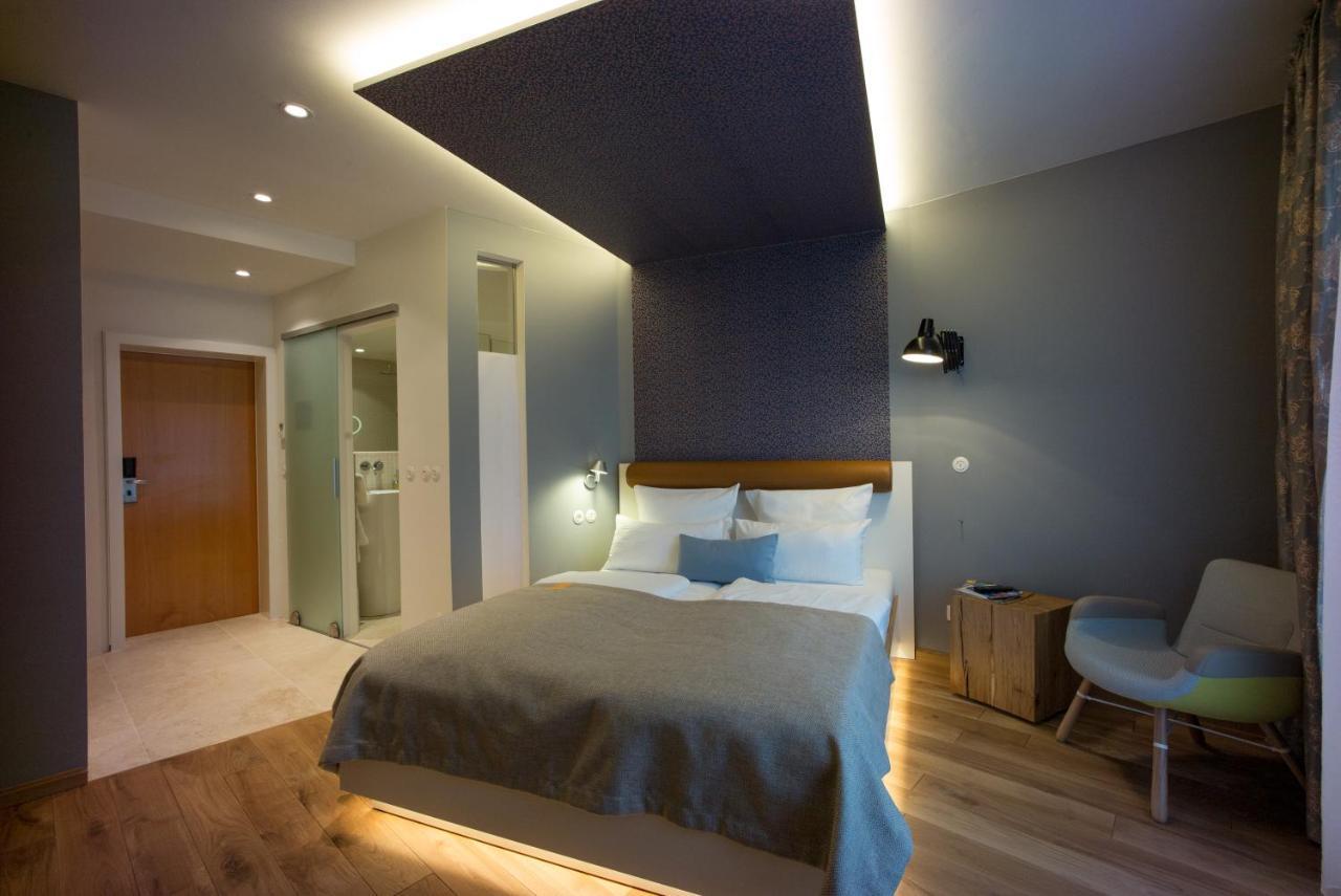 Double Room M,1026032062:JPEG
