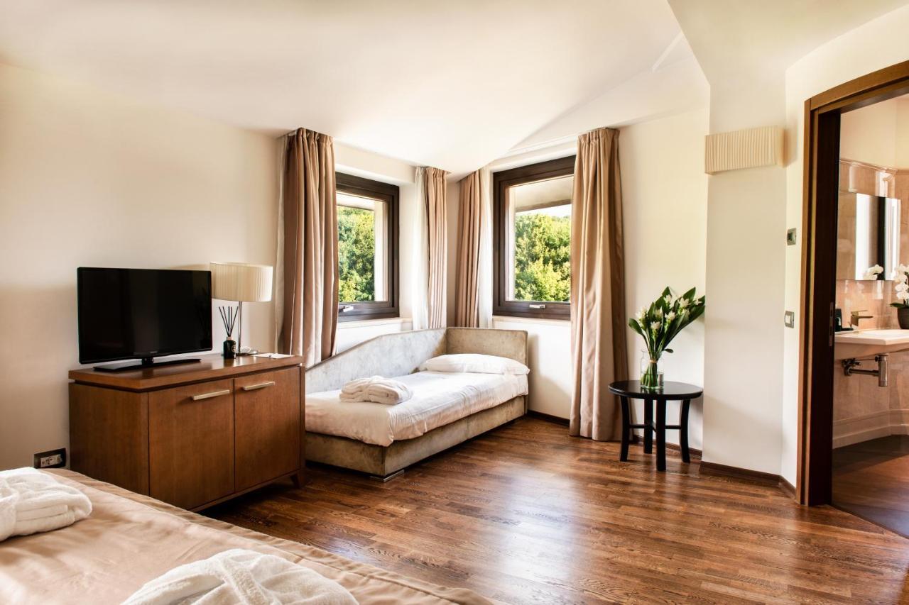 Comfort Triple Room