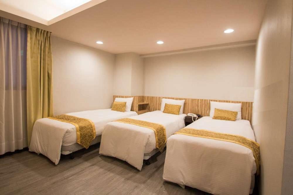 Triple Room