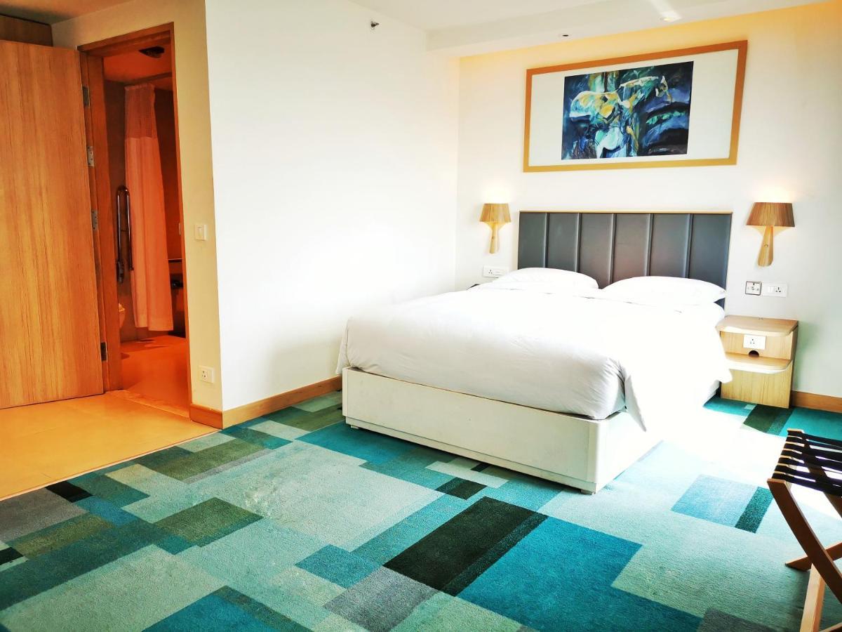 Habitación Estándar con cama extragrande - Adaptada para personas de movilidad reducida