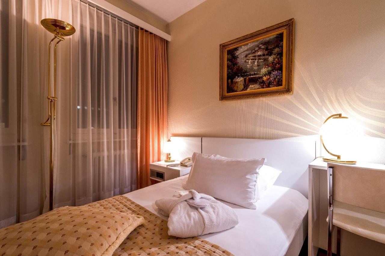 Economy Single Room