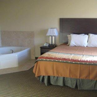 King Room Spa Bath