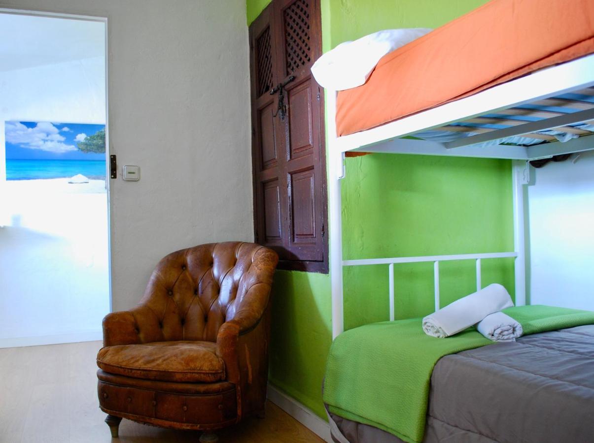 Bed 2-Bed Mixed Dormitory Room