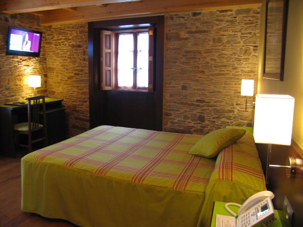 Double Room (1 Adult)