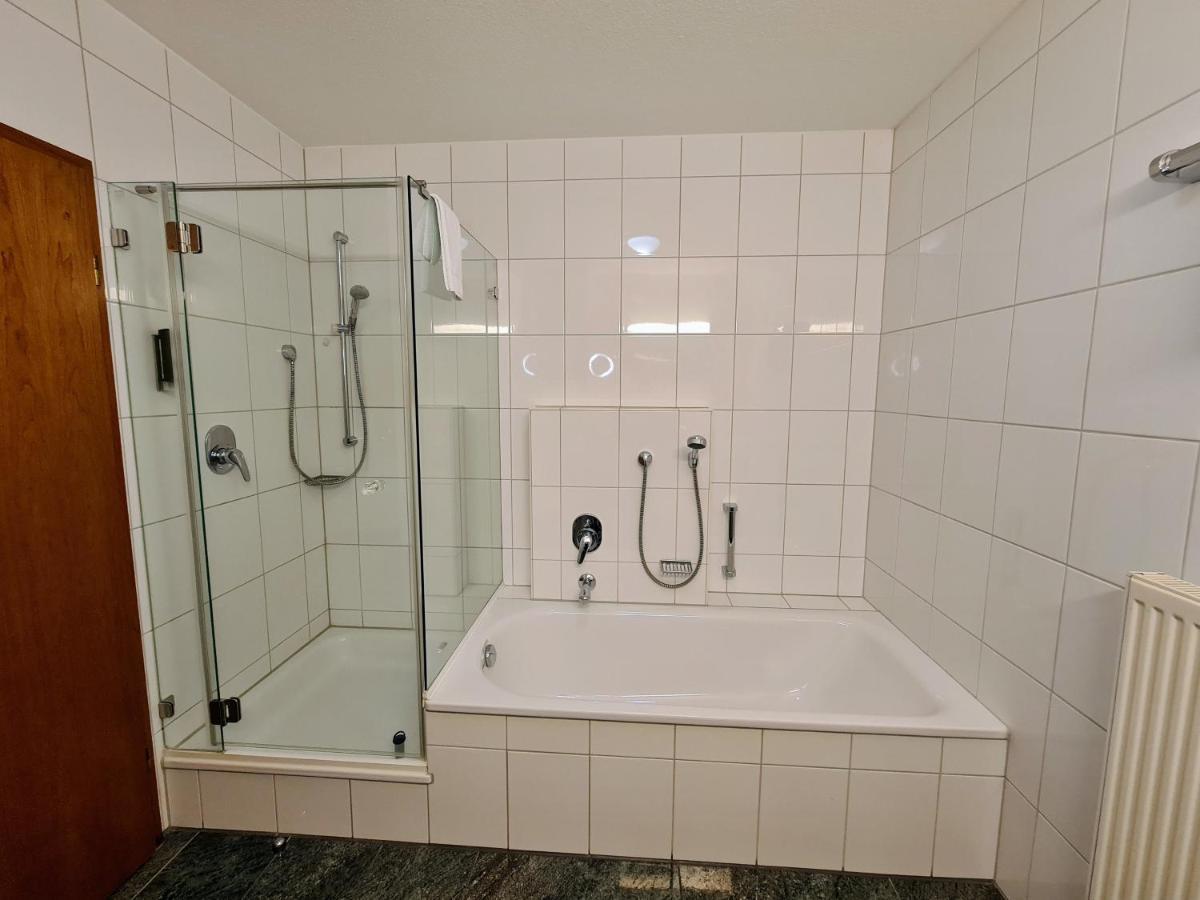 Großes Doppelzimmer