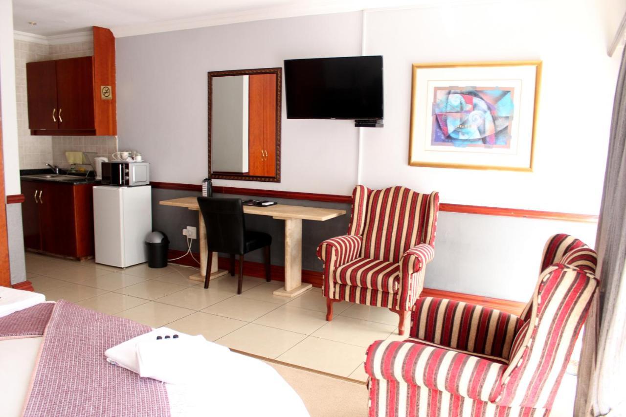 Standard King Room