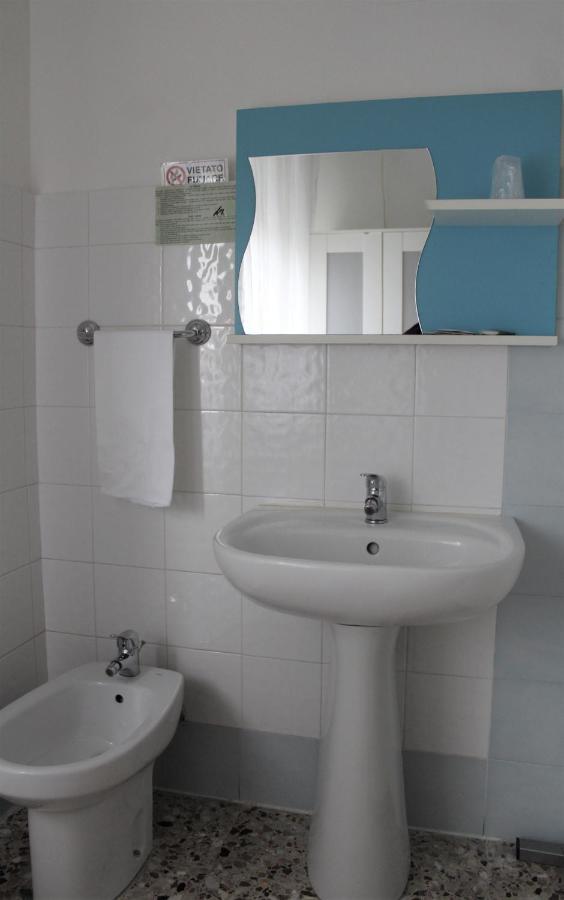 Single Room with Shared Bathroom