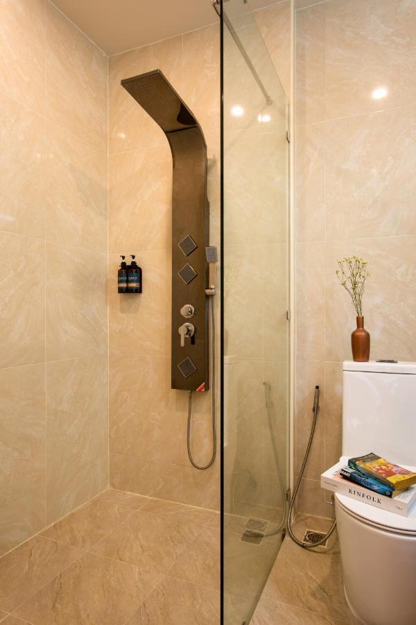 Chambre Familiale avec Accès à la Piscine