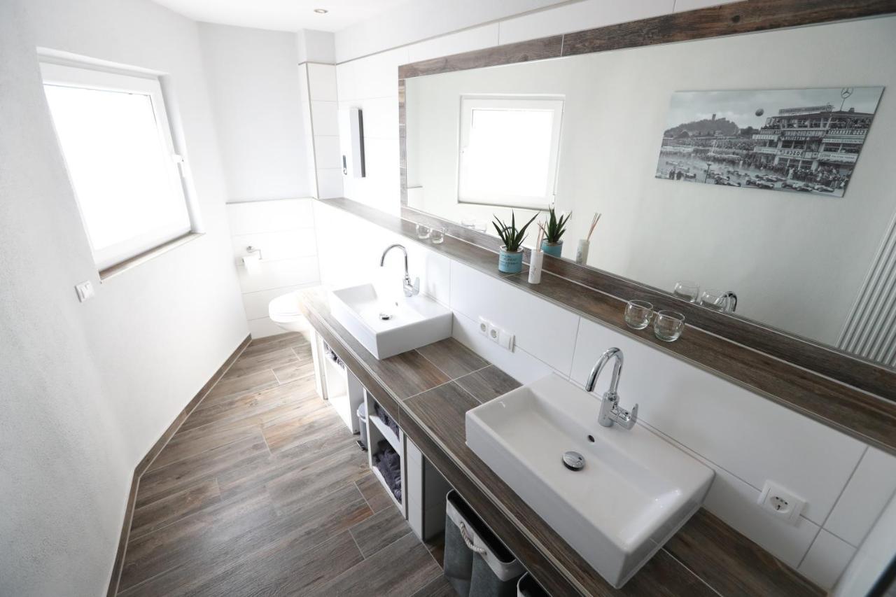 Deluxe Apartment mit Balkon und 2 Schlafzimmern