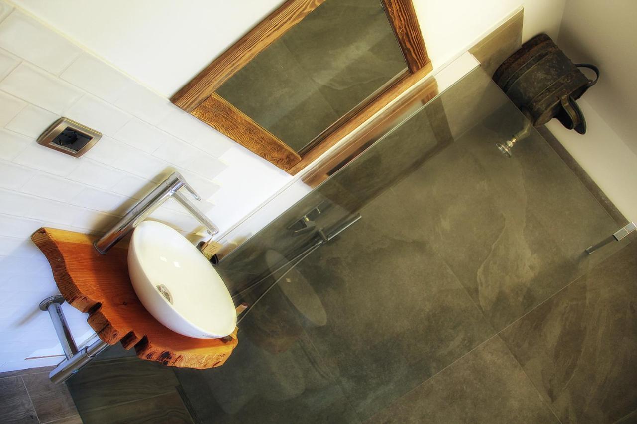 Queen Room with Spa Bath