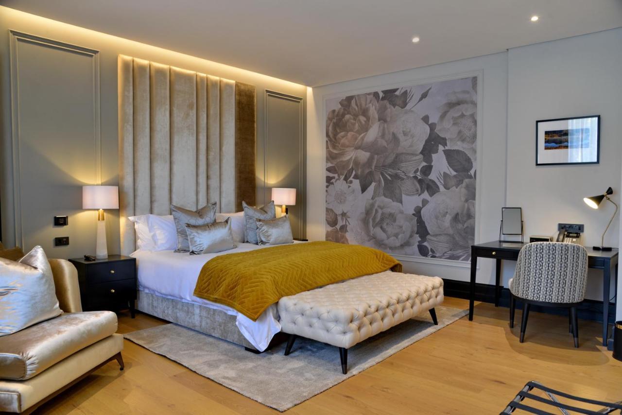 Executive Suite,1033018670:JPEG