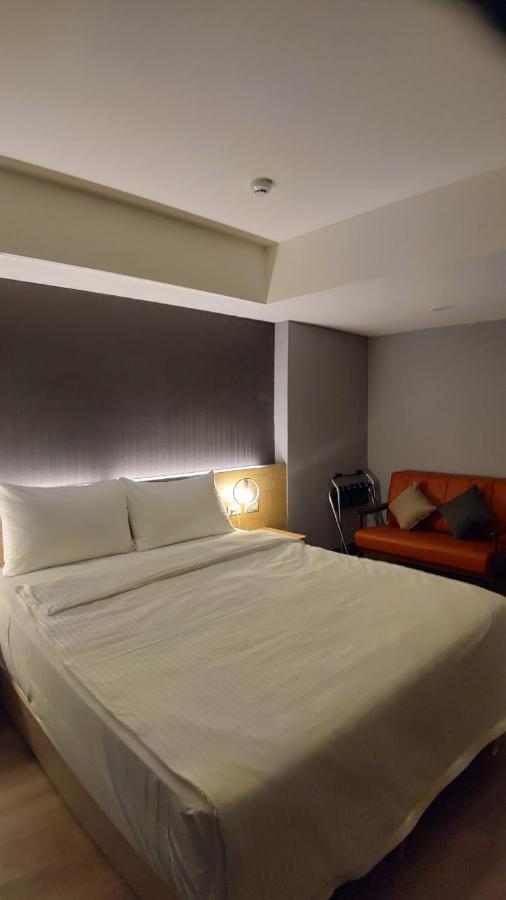 Large Double Room,1032841670:JPEG