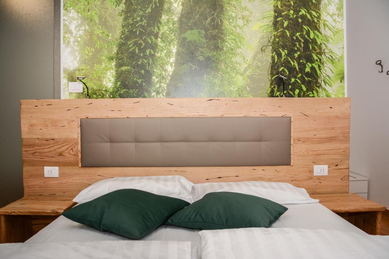 Deluxe Doppel-/Zweibettzimmer mit Seeblick