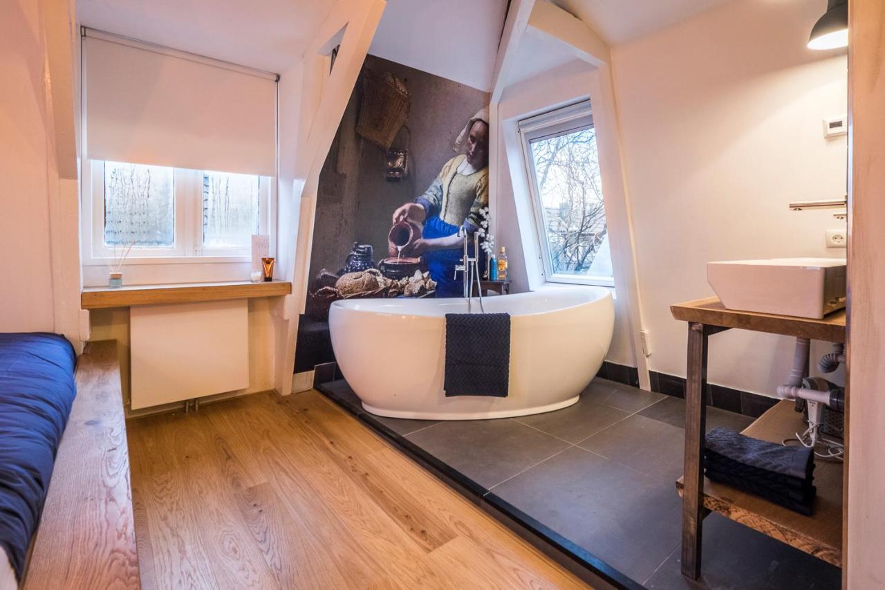Deluxe King Suite,1033222934:JPEG