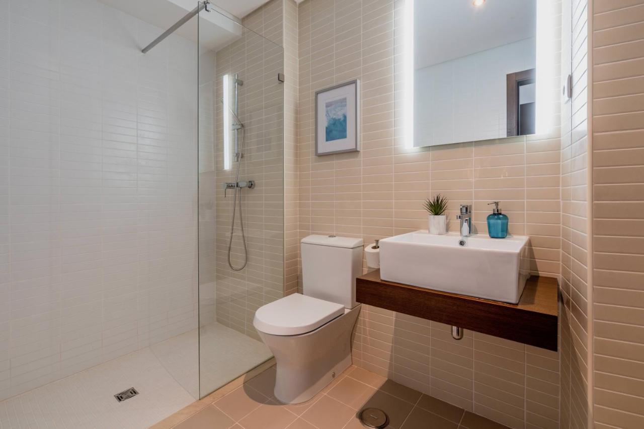 Deluxe Double or Twin Room City View
