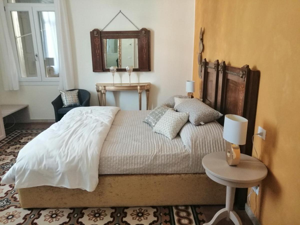 Suíte com Cama King-size e Varanda