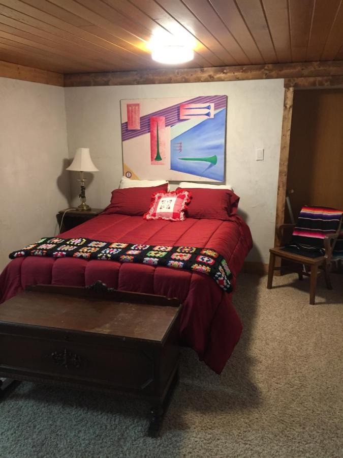 Queen Room with Shared Bathroom