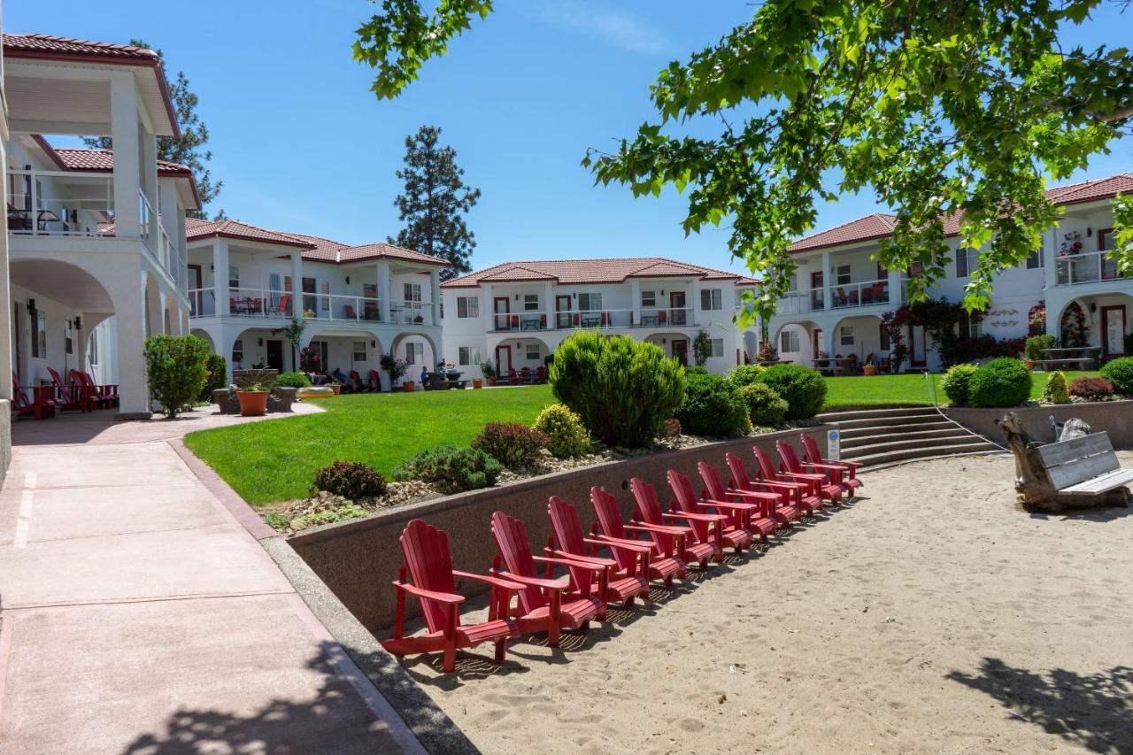 Two-Bedroom Suite with Lake View