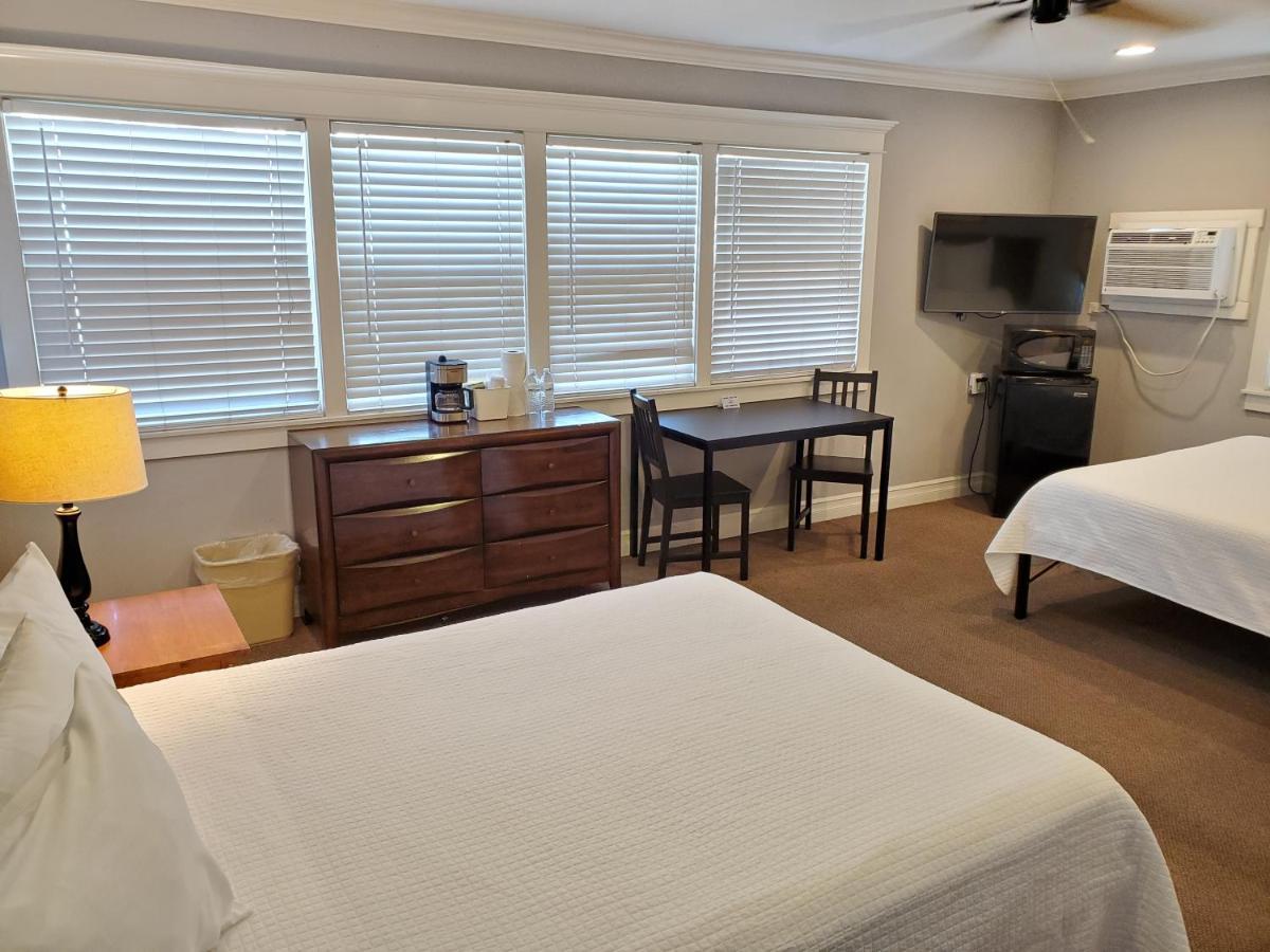 2 Beds Non Smoking