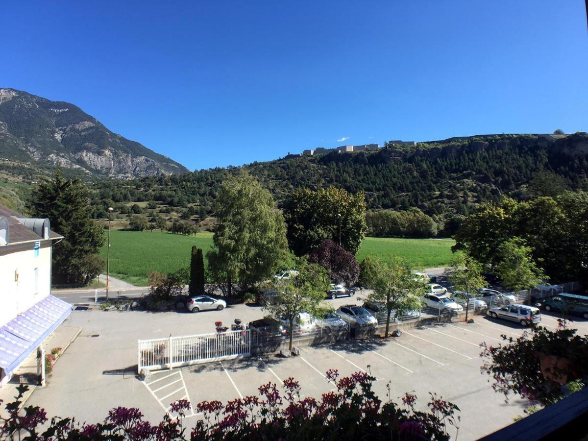 Quadruple Room with Mountain View