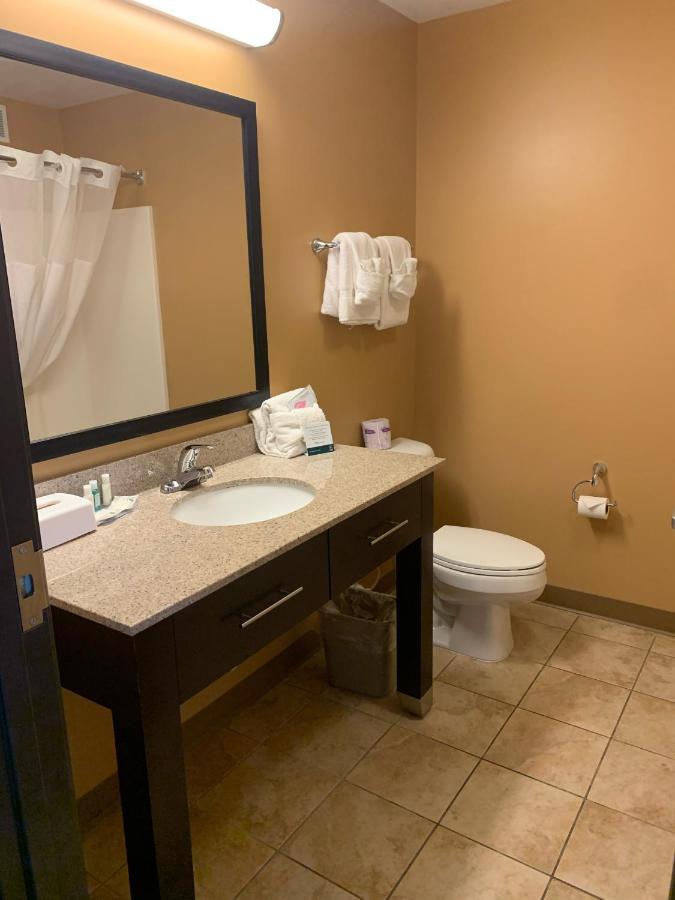 King Room - Non-Smoking
