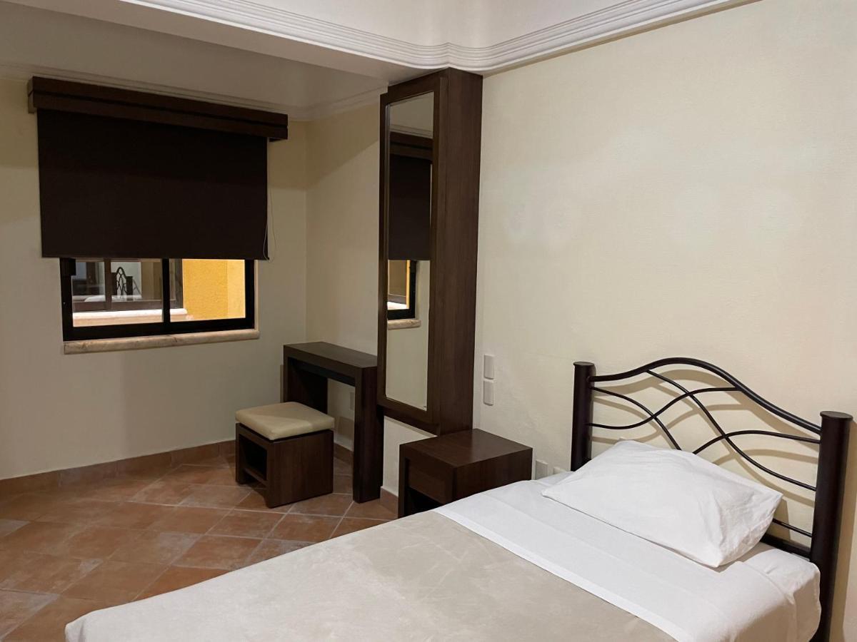 Habitación Individual con baño privado