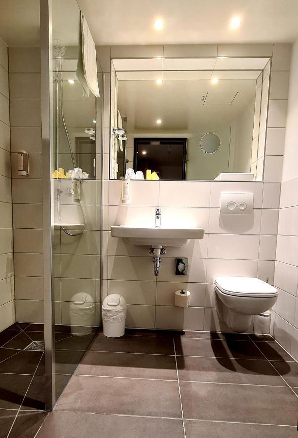 Einzelzimmer mit Dusche