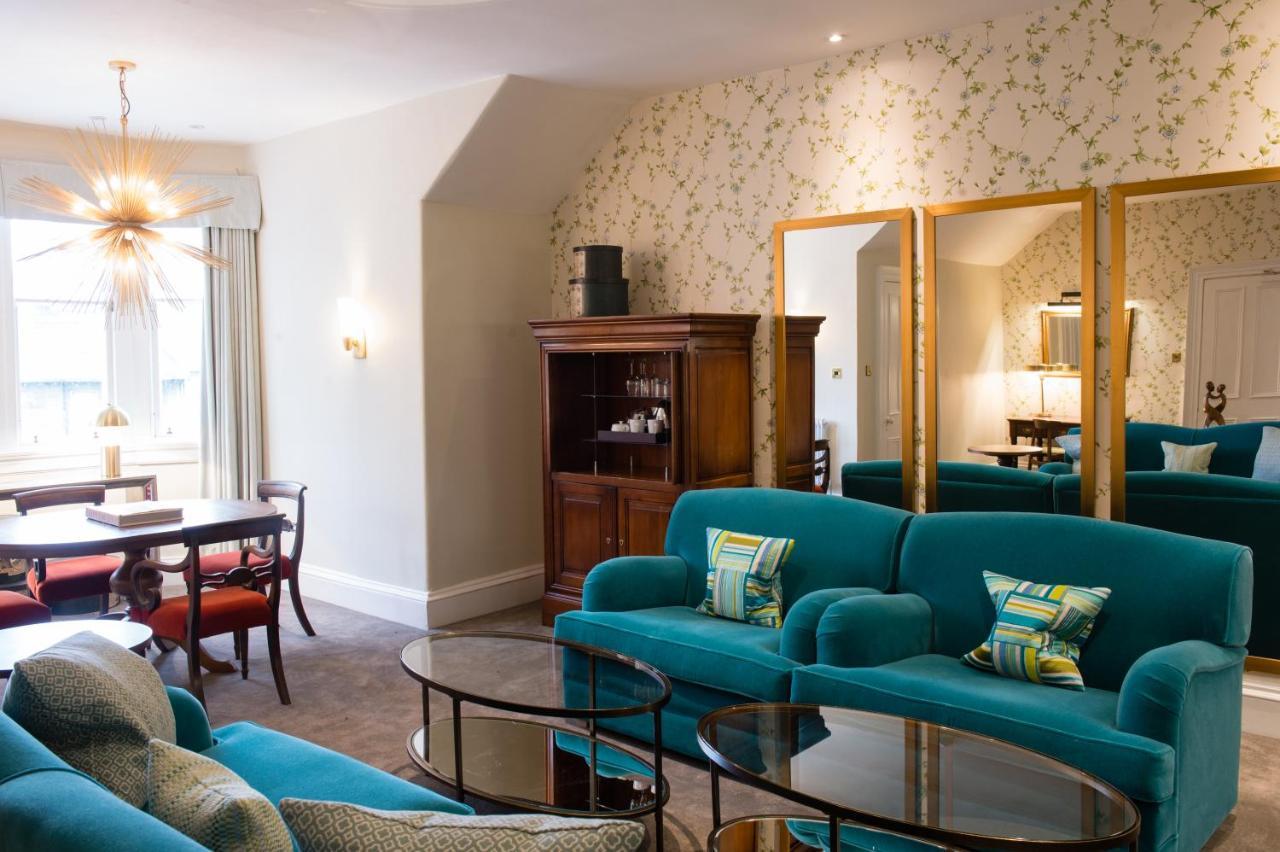 Signature Suite