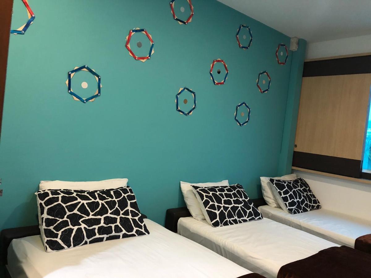 Chambre Triple Revisitée