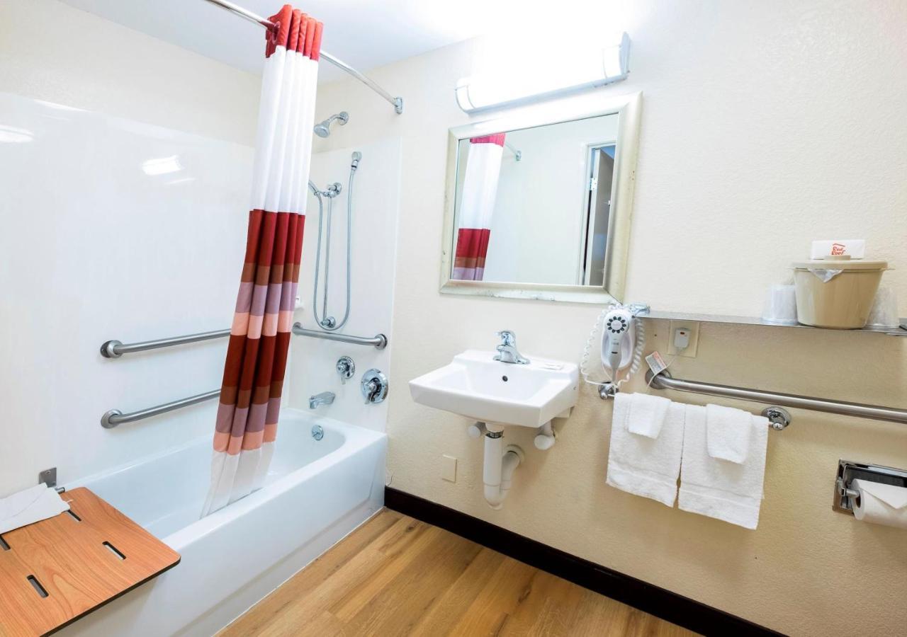 Superior King Room Disability Access Smoke Free