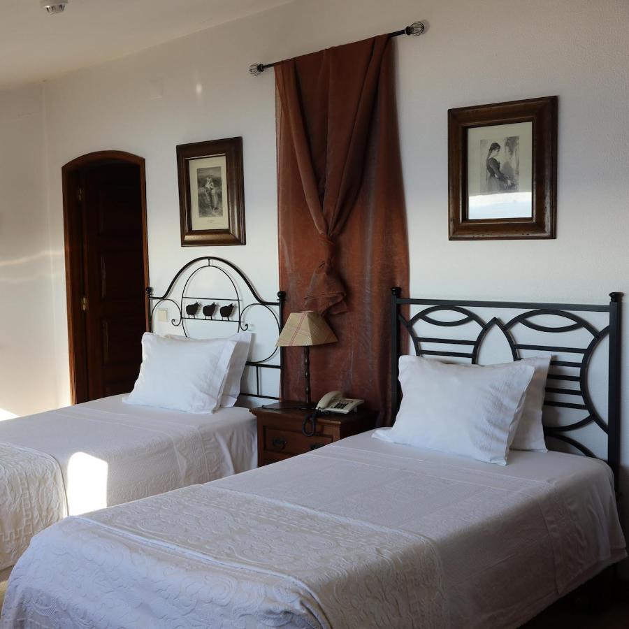 Quarto Duplo ou Twin com Vista Mar