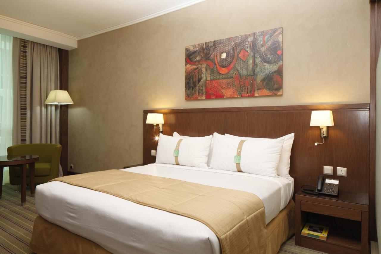 Premium King Room