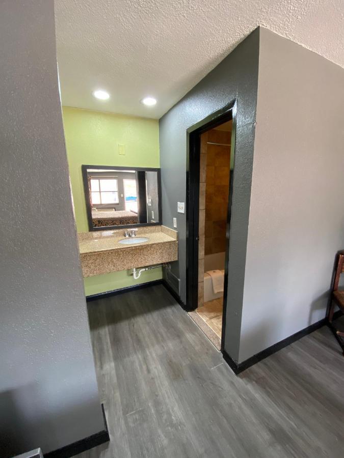 Double Room - Non-Smoking