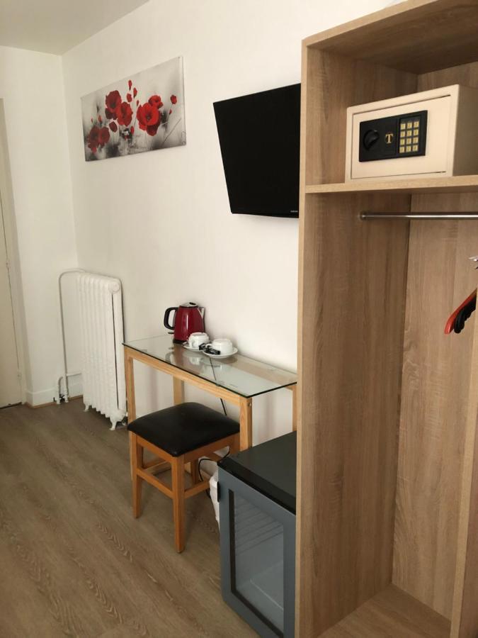 Superior Double Room Bath