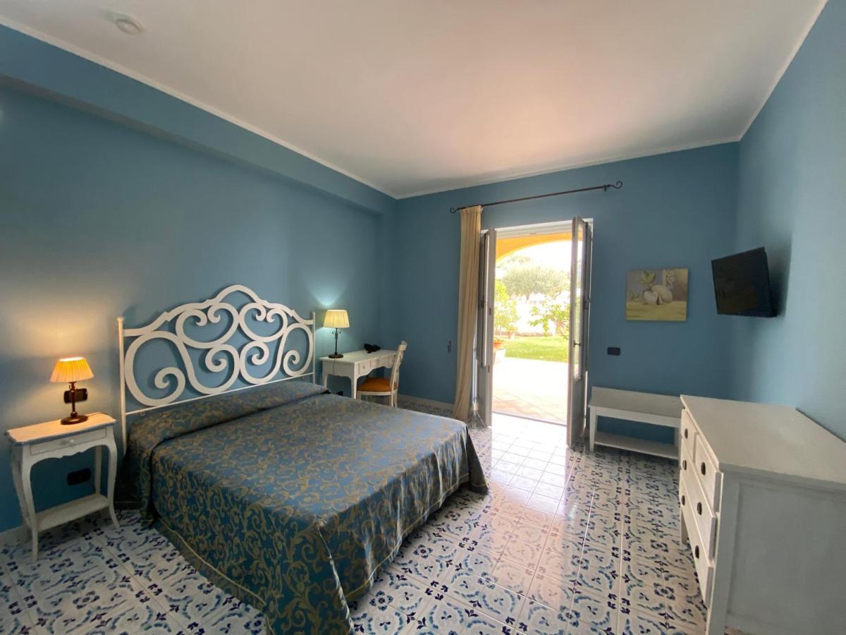 Double Room with Garden View