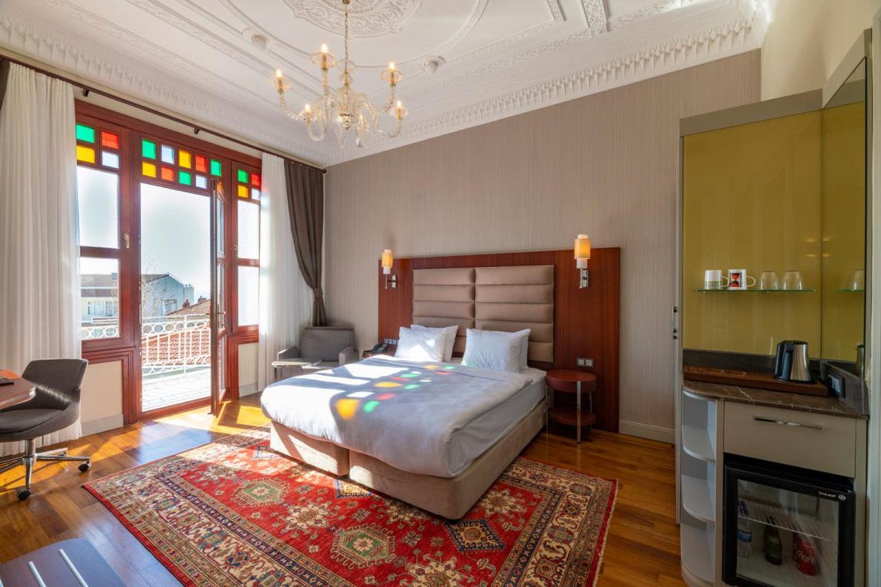 Deluxe Double Room with Balcony,982035784:JPEG
